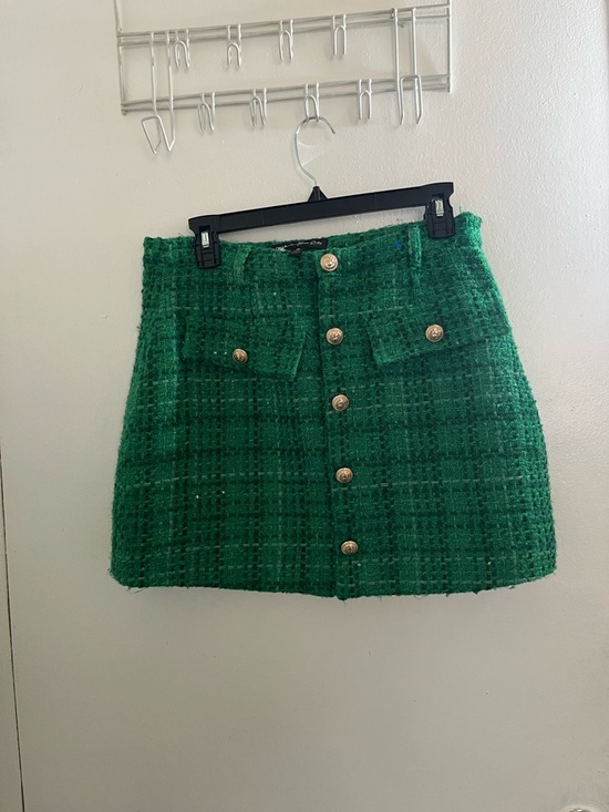 Aqua Dresses & Skirts - Aqua + Maeve Reilly Green Tweed Button-Front Mini Skirt